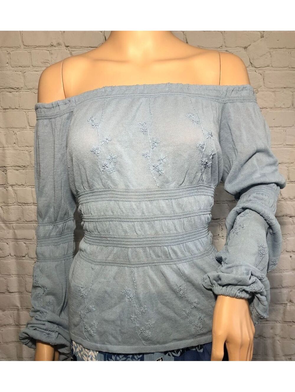 Laundry by Shelli Segal Off-Shoulder Embroidered Blouse $129 Medium NWT